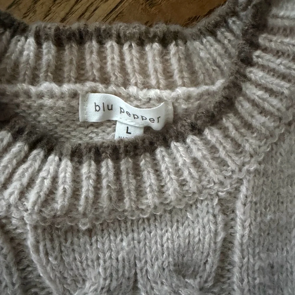 Blu Pepper Cream Cable-Knit Pom Pom Crewneck Sweater - Picture 2 of 3